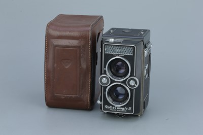 Lot 552 - A Rollei Magic II TLR Camera