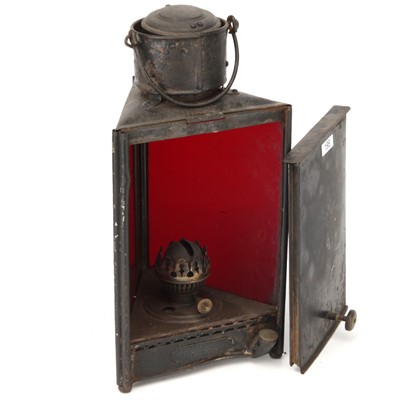 Lot 417 - An H. Bishop & Son 'The Phoenix' Darkroom Lamp