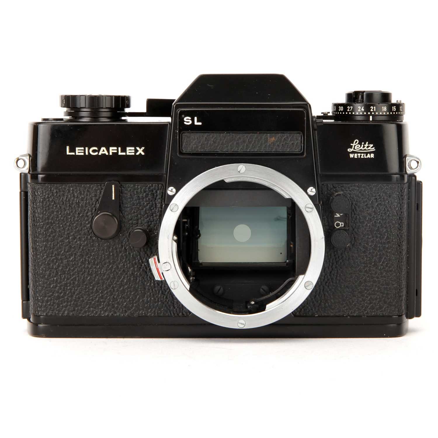 Lot 42 - A Leica Leicaflex SL SLR Body