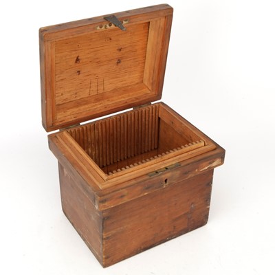 Lot 420 - A Cubley & Preston Wooden Plate Box