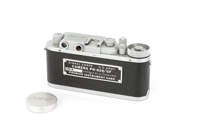 Lot 123 - A Premier Instruments Kardon Military Rangefinder Camera