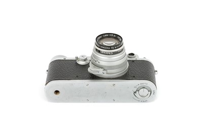 Lot 123 - A Premier Instruments Kardon Military Rangefinder Camera