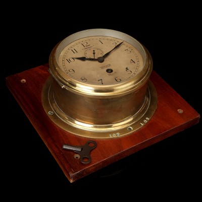 Lot 151 - A Ship's Bulkhead Clock