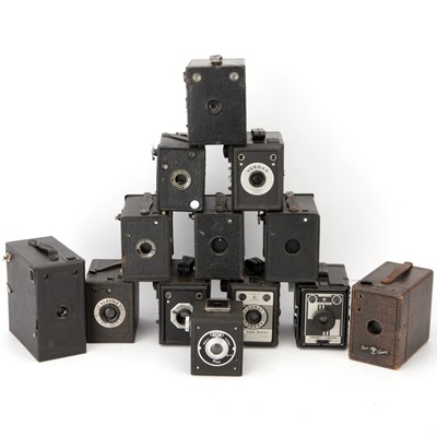 Lot 467 - A Selection of Various Box Cameras