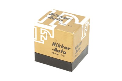 Lot 187 - A Nikon NIkkor-O f/2 35mm Lens