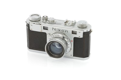 Lot 149 - A Nikon M Rangefinder Camera