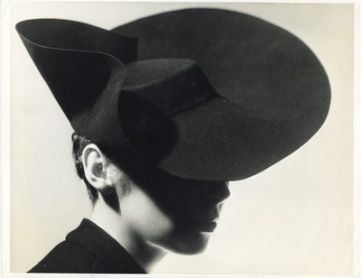 Lot 377 - PAUL TANQUERAY (1905-1991) Woman with Hat