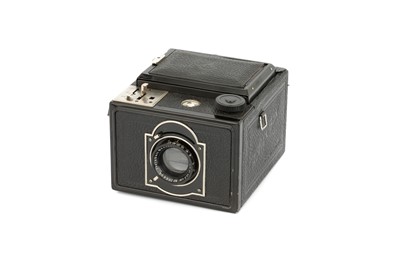 Lot 265 - A Kamera Werkstatten Reflex Box Camera