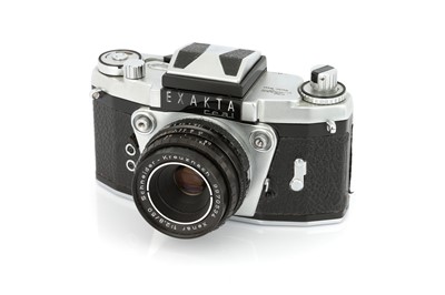 Lot 204 - An Ihagee Exakta Real SLR Camera