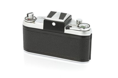 Lot 204 - An Ihagee Exakta Real SLR Camera