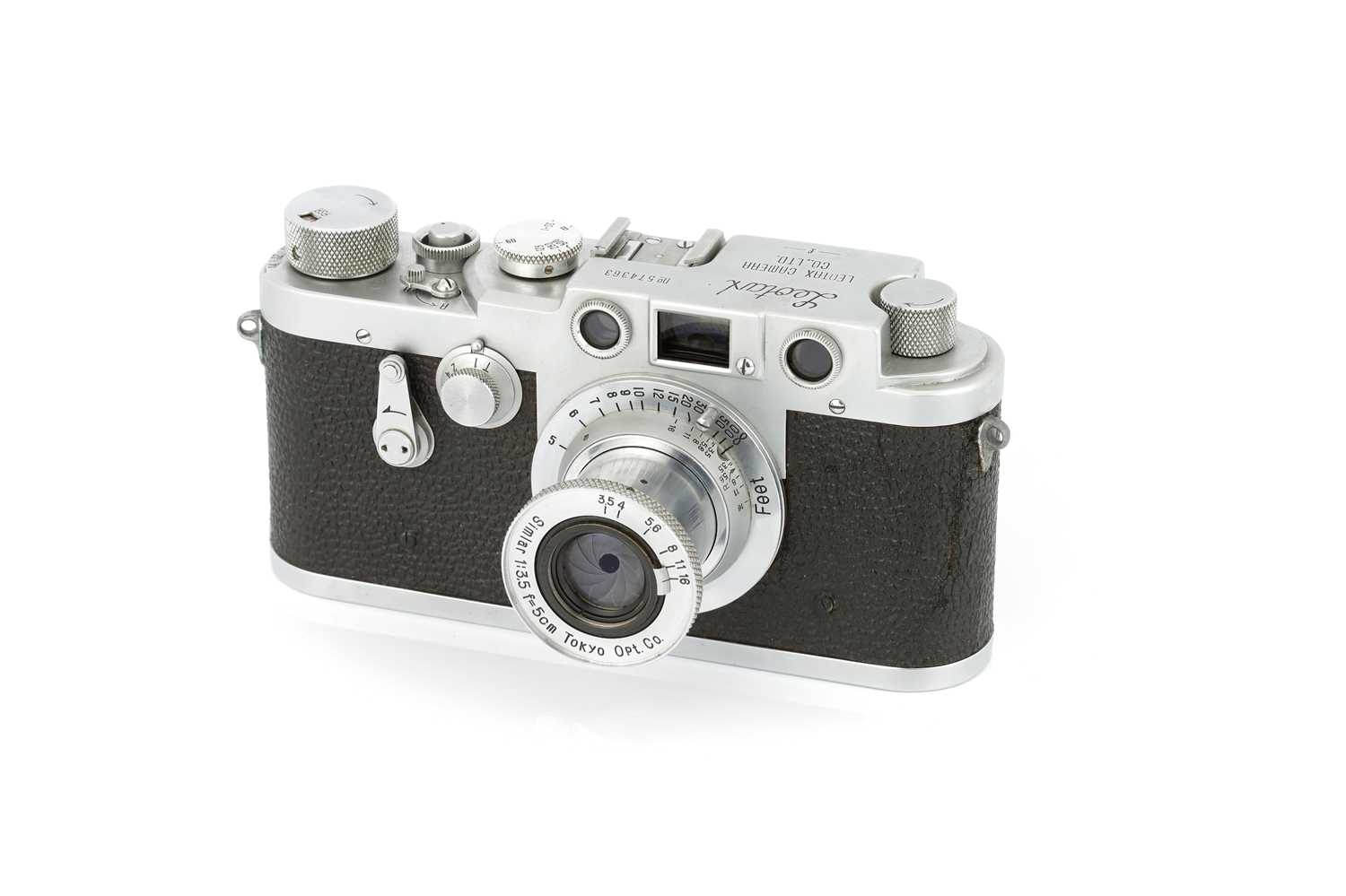 Lot 100 - A Showa Kogaku Leotax FV Rangefinder Camera,