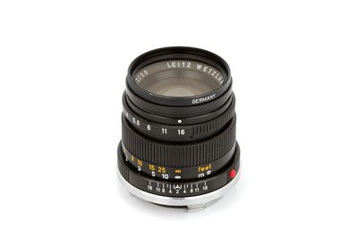 Lot 60 - A Leitz Summicron f/2 50mm Lens