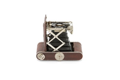 Lot 259 - A Contessa-Nettel Piccolette Luxus Folding Camera