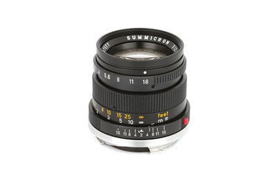 Lot 61 - A Leitz Summicron f/2 50mm Lens