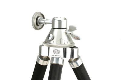 Lot 331 - A Linhof Report Tripod