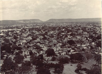 Lot 352 - 25 Photographs of India, c.1900