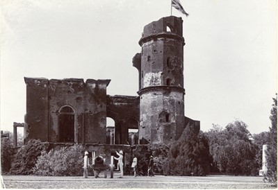 Lot 352 - 25 Photographs of India, c.1900
