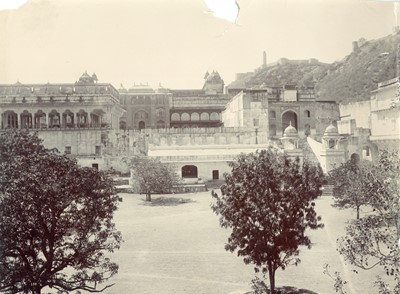Lot 352 - 25 Photographs of India, c.1900
