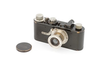 Lot 4 - A Leica Ia Close Focus Camera