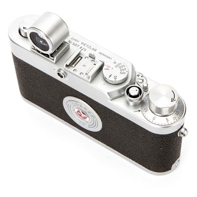 Lot 7 - A Leica Ig Camera