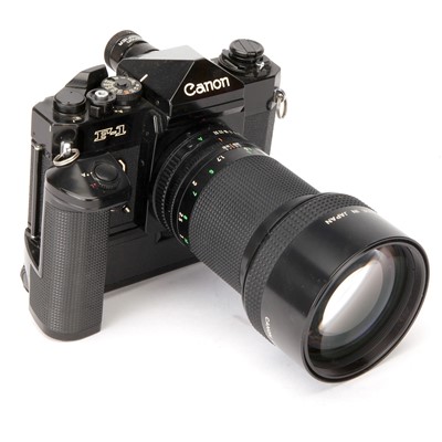 Lot 73 - A Canon F-1 SLR Camera