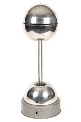 Lot 158 - A Large Van de Graff Generator