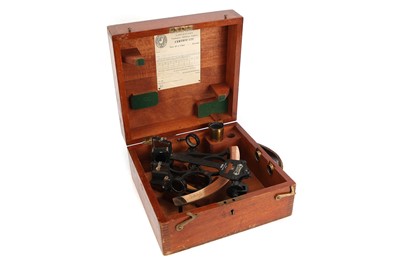 Lot 167 - A Hezzanith Sextant