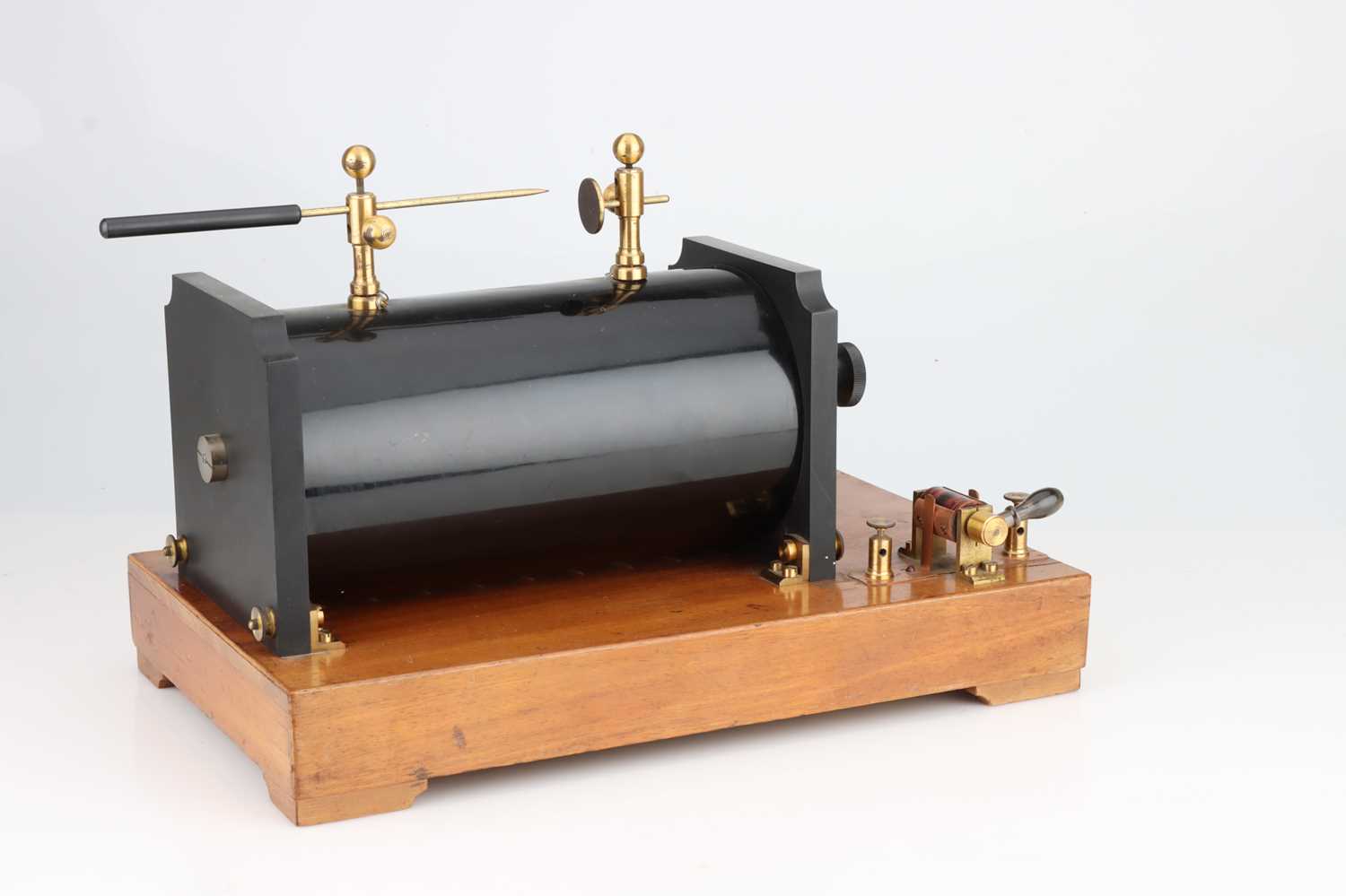 A 19th-Century Induction Coil | Barnebys