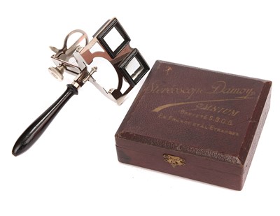 Lot 219 - A Folding Stereoscope Damoy, Omnium