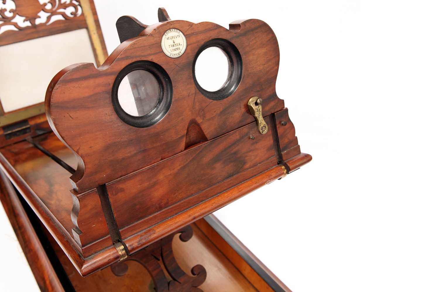 Lot 222 - A Large Roswell Stereo Graphoscope,