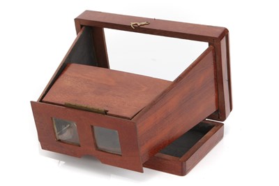 Lot 223 - A Folding Brewster-Type French Stereoviewer