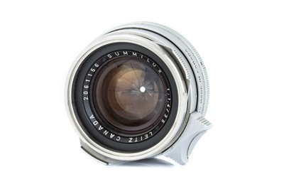 Lot 61 - A Leitz Summilux f/1.4 35mm Lens