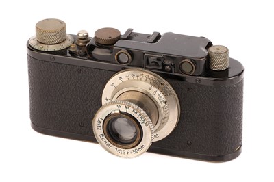 Lot 1009 - A Leica II Rangefinder Camera