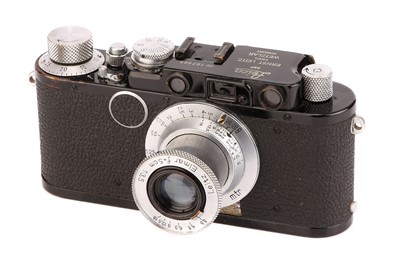 Lot 1012 - A Leica IIf Rangefinder Camera