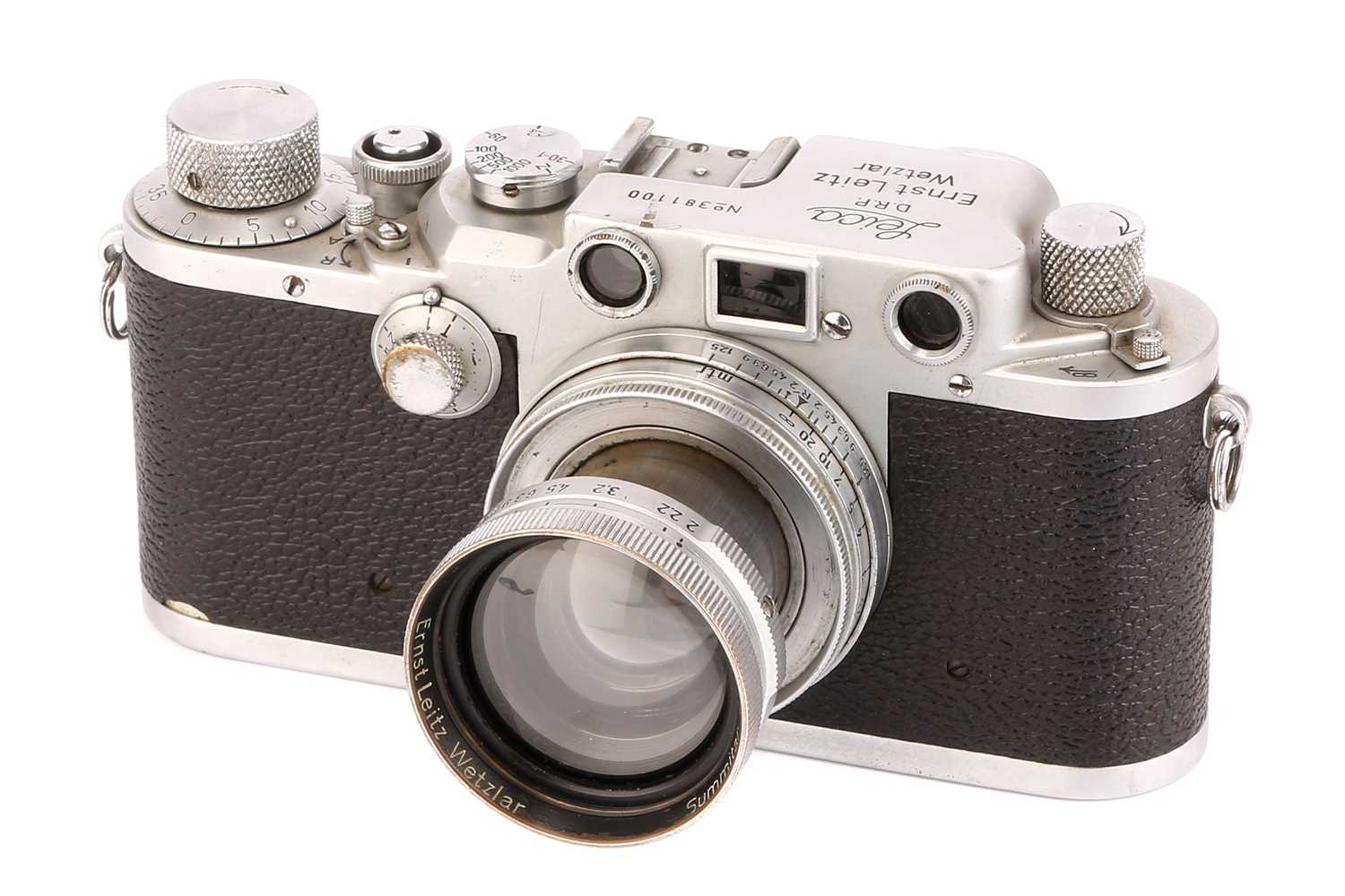 Lot 1018 - A Leica IIIc Rangefinder Camera