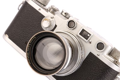 Lot 1018 - A Leica IIIc Rangefinder Camera