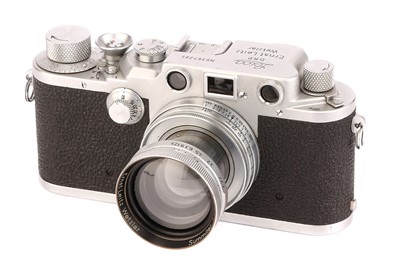 Lot 1020 - A Leica IIIc Rangefinder Camera