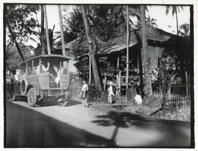 Lot 146 - PAUL POPPER ARCHIVE, 132 Vintage Photographs of Burma (Myanmar)
