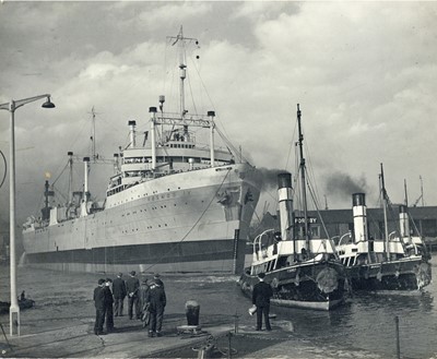 Lot 165 - EDWARD STEWART BALE (1889-1944), Liverpool Shipping Exhibition Photographs