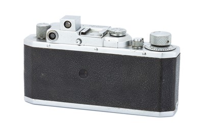 Lot 106 - A Canon S Rangefinder Camera