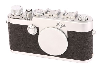 Lot 1033 - A Leica Ig Body