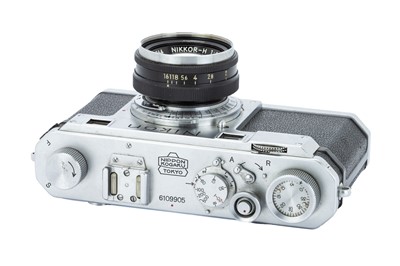 Lot 149 - A Nikon S Rangefinder Camera