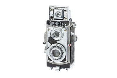 Lot 247 - A Showa Kogaku Gemflex II Sub-Miniature Camera