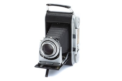 Lot 289 - A Voigtlander Bessa II 'De Luxe' Rangefinder Camera