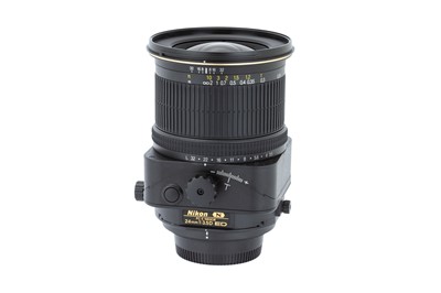 Lot 194 - A Nikon PC-E Nikkor ED N f/3.5 24mm Lens