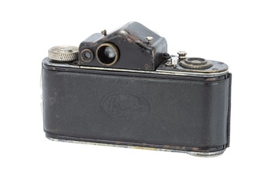 Lot 213 - A Beier Beira II 'Elmar' Rangefinder Camera