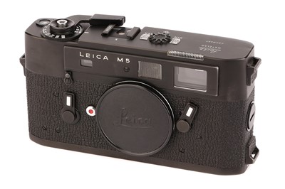 Lot 1066 - A Leica M5 Rangefinder Body