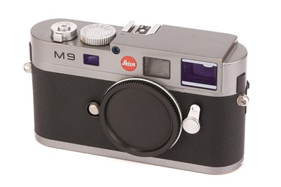 Lot 1071 - A Leica M9 Digital Rangefinder Body