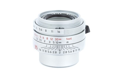 Lot 67 - A Leitz Summicron ASPH. f/2 35mm Lens
