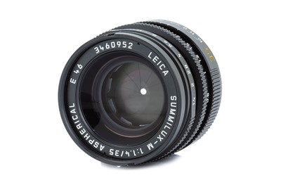 Lot 62 - A Leitz Summilux-M Double Aspherical f/1.4 35mm Lens